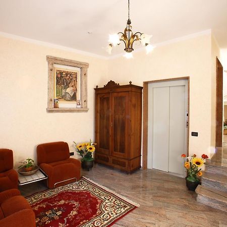 Residence Cime D'Oro Андало Екстериор снимка