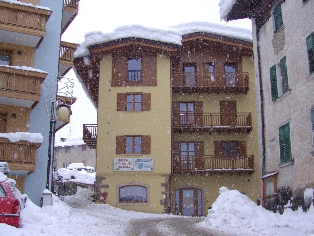 Residence Cime D'Oro Андало Екстериор снимка